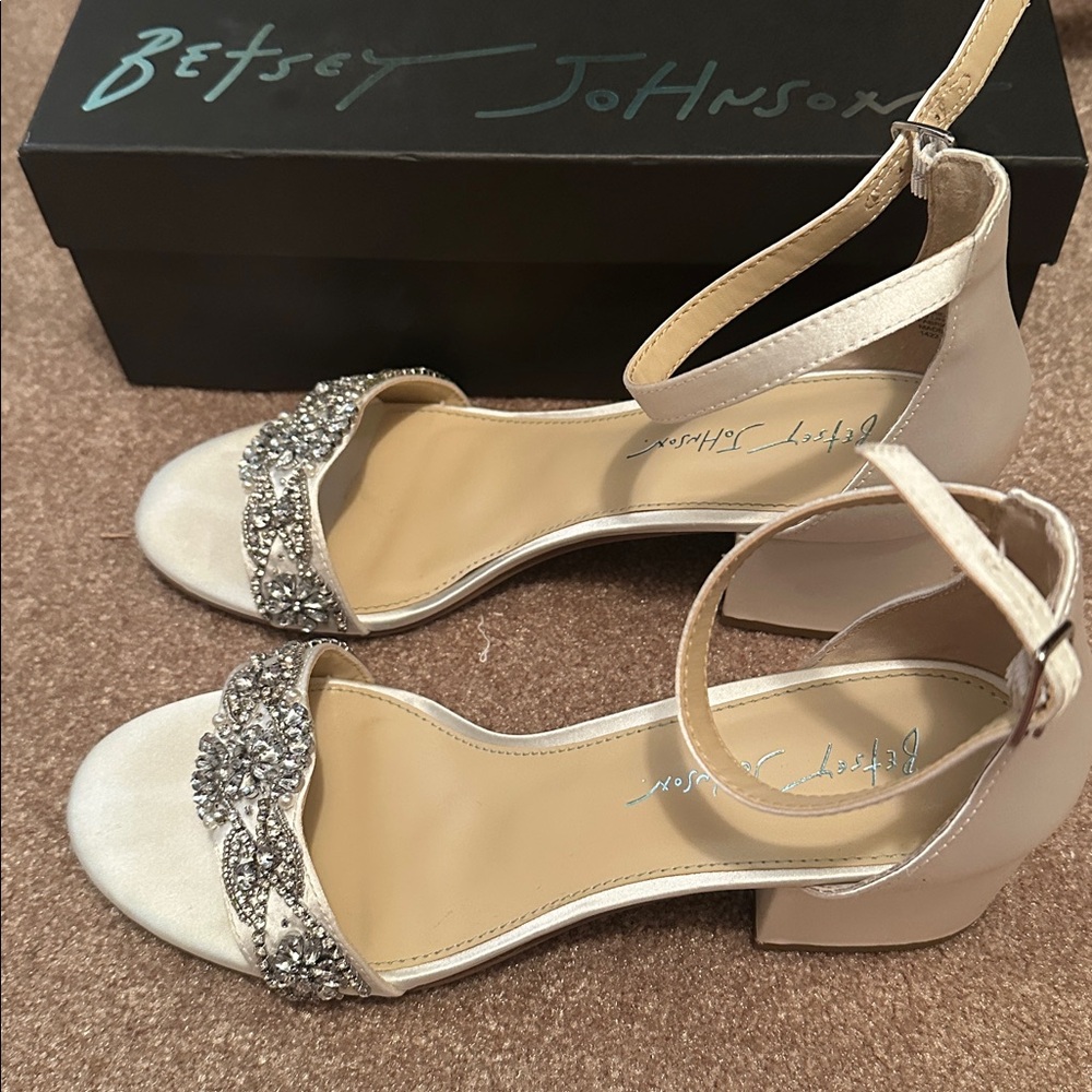BETSEY JOHNSON RHINESTONE BLOCK HEEL